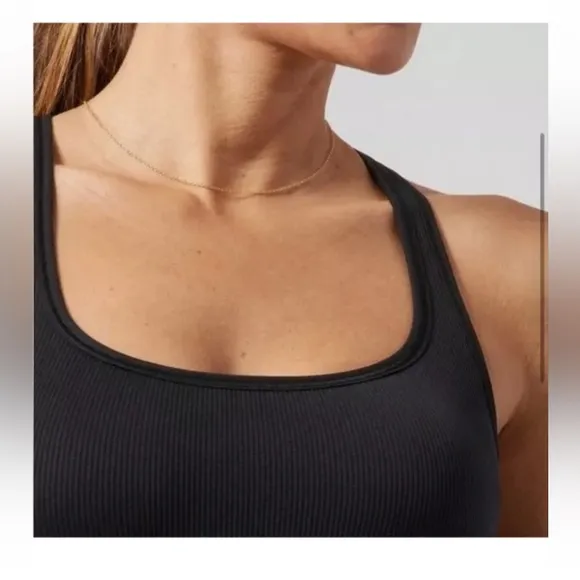ATHLETA Aurora Scoop Bra D-DD Black M Yoga Fitness Workout Sports Top NWT