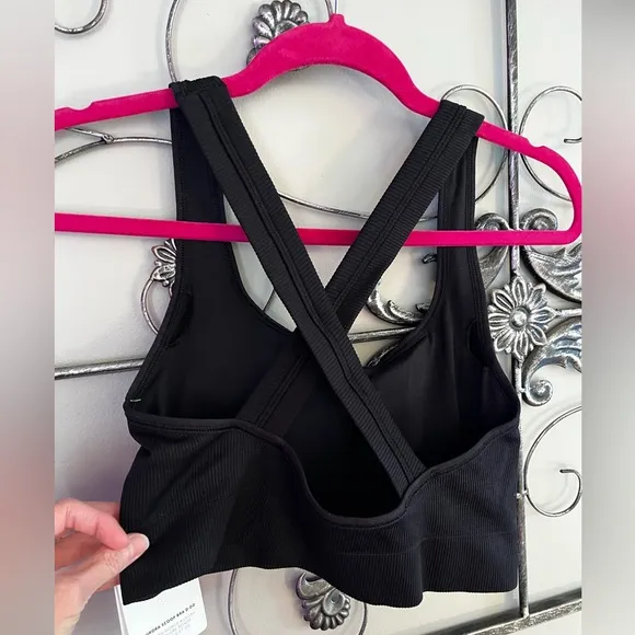 ATHLETA Aurora Scoop Bra D-DD Black M Yoga Fitness Workout Sports Top NWT