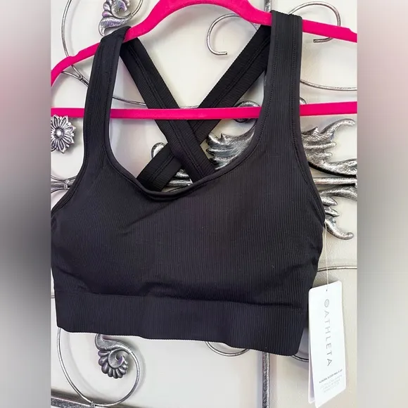 ATHLETA Aurora Scoop Bra D-DD Black M Yoga Fitness Workout Sports Top NWT