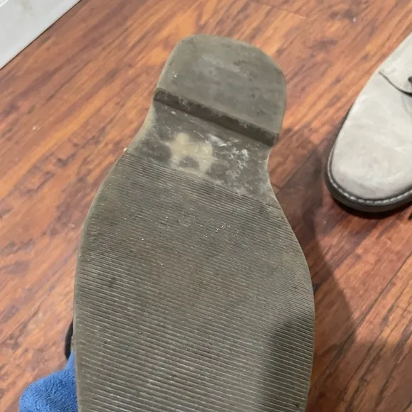 Banana Republic size 8 shoes