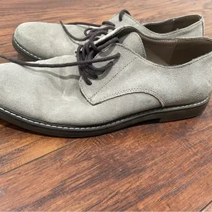 Banana Republic size 8 shoes