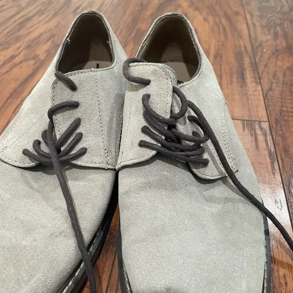 Banana Republic size 8 shoes