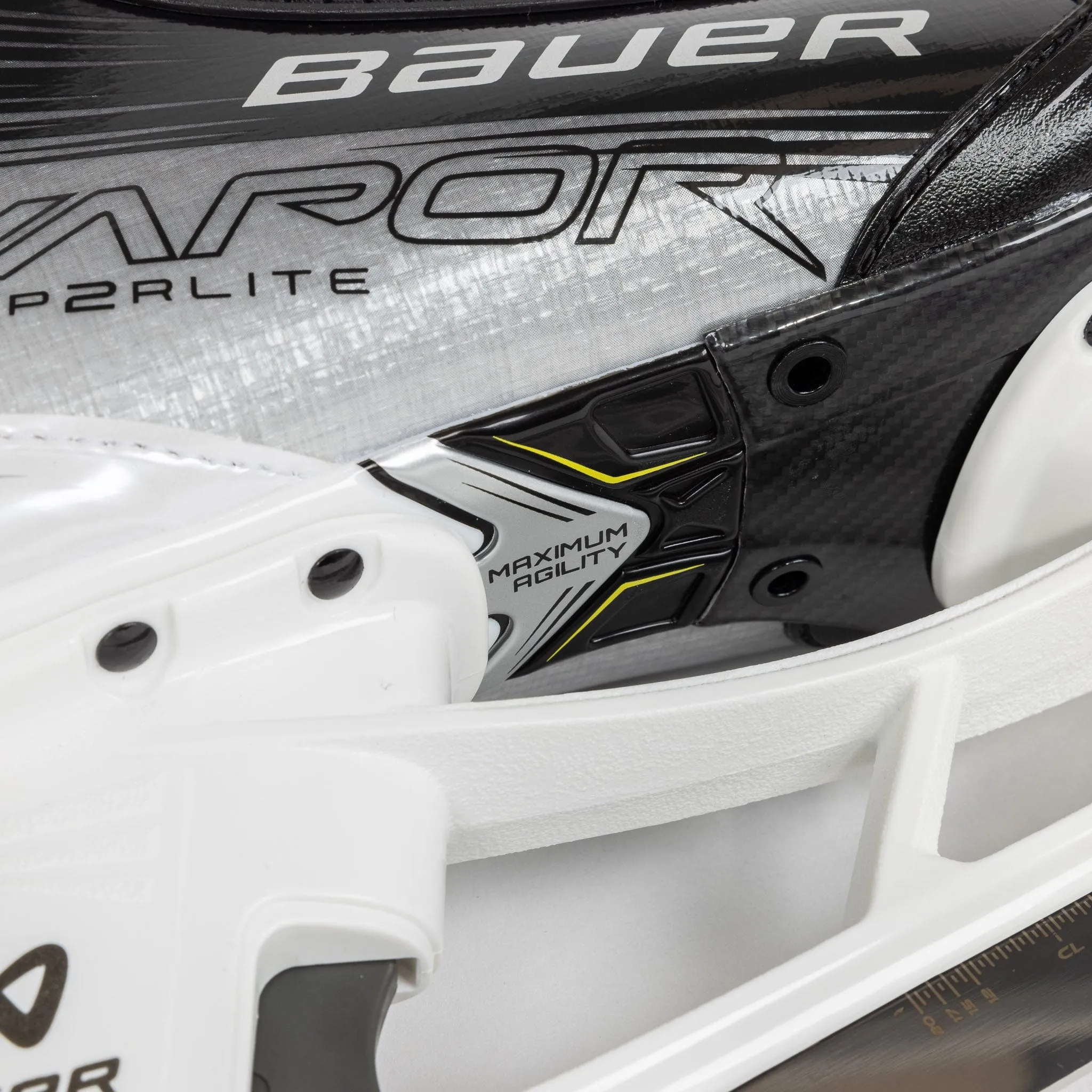 Bauer Vapor HyperLite 2 Senior Hockey Skates