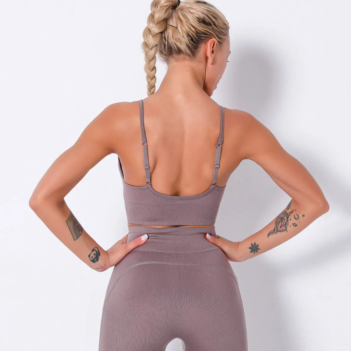 Crack Minimal Seamless Sports Bra