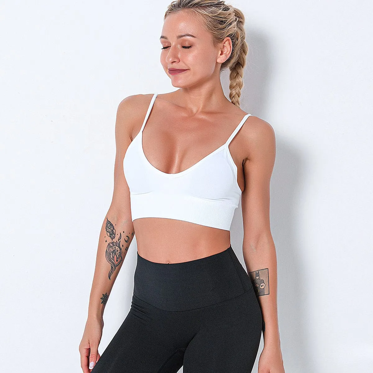 Crack Minimal Seamless Sports Bra