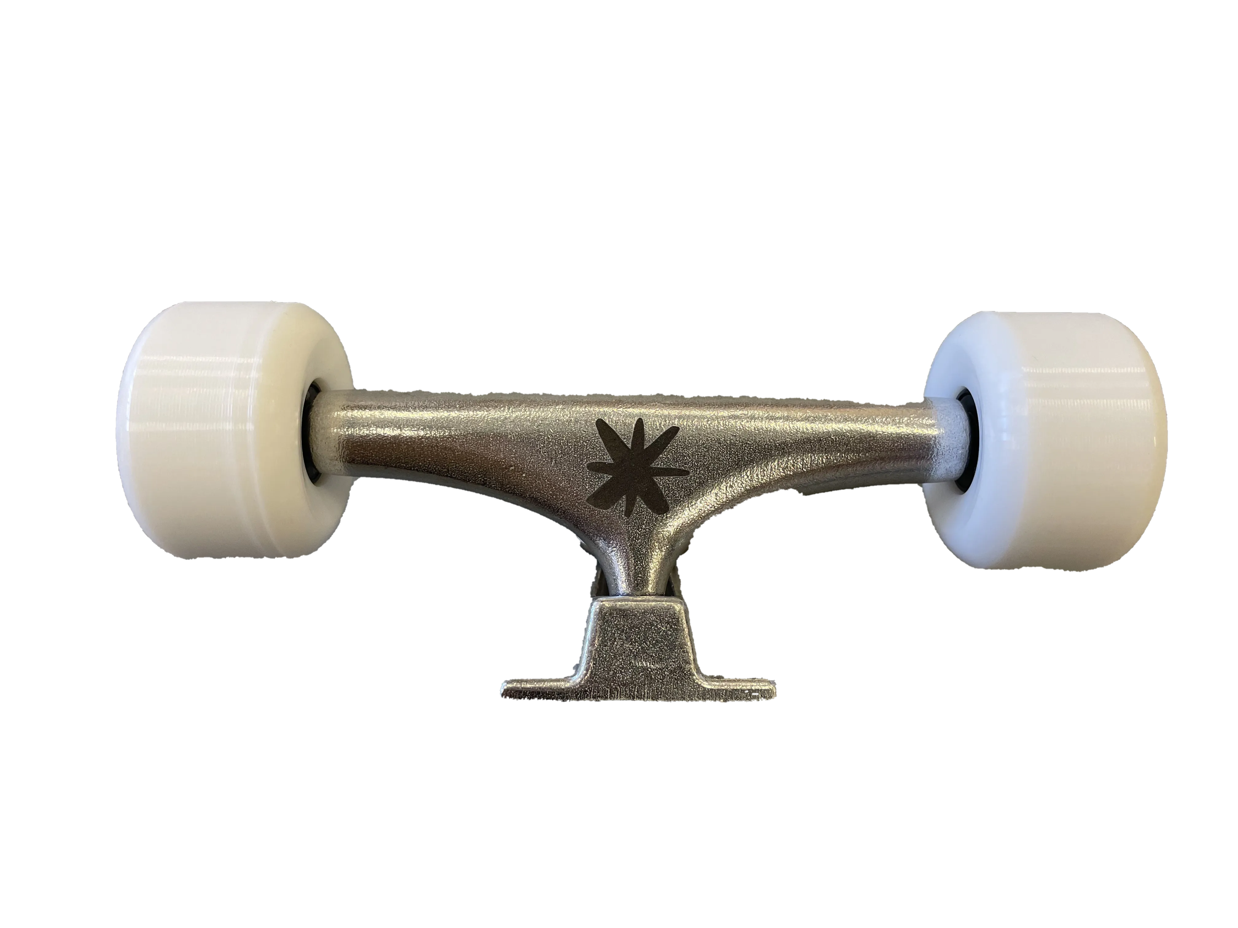 Free Wifi Flipper 8.125" Skate Completo