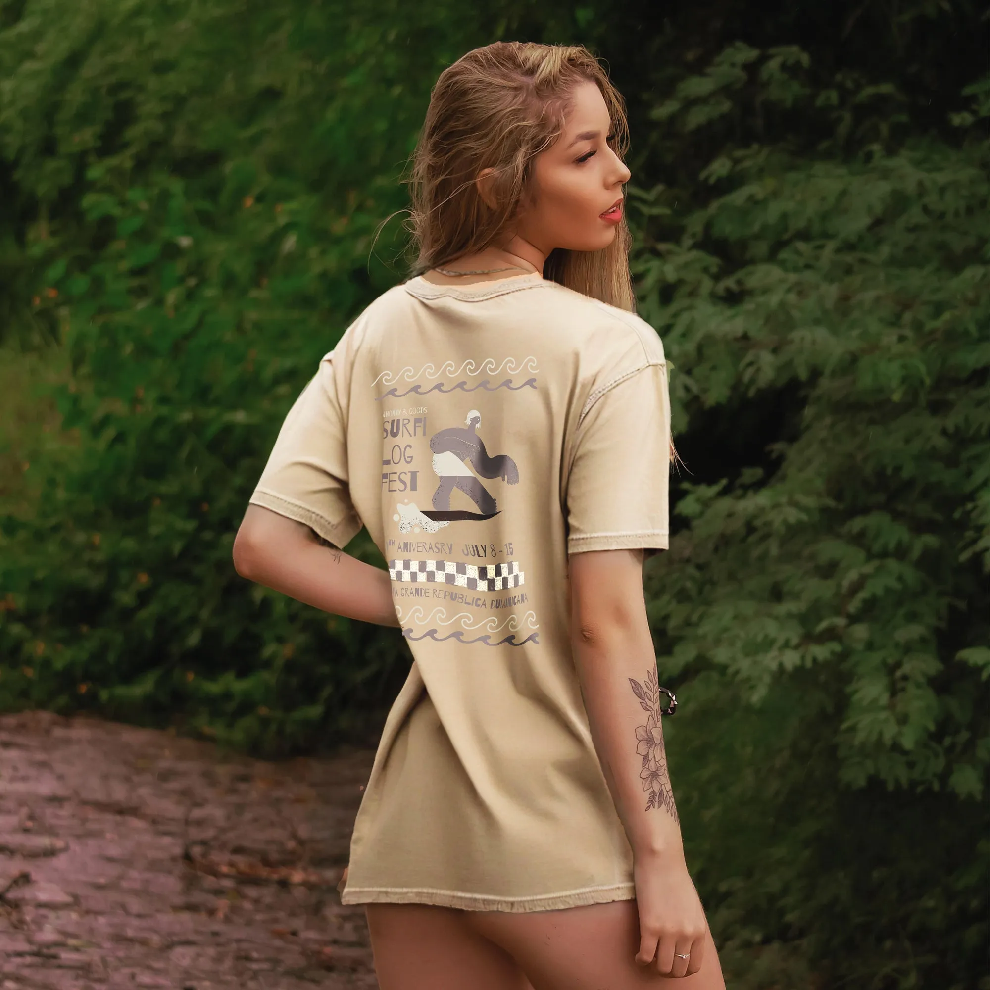 JBG Surfi Fest - Women's Oversized Vintage Surf Tee