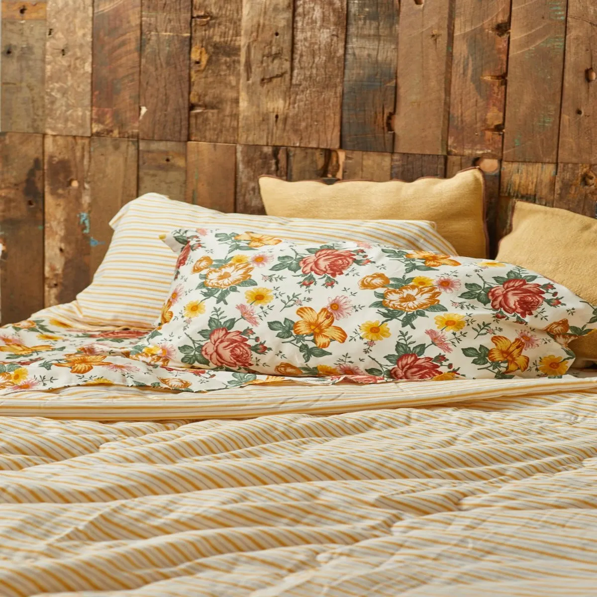 Kids Bunk Quilt & Sham - Golden Child Pinstripe