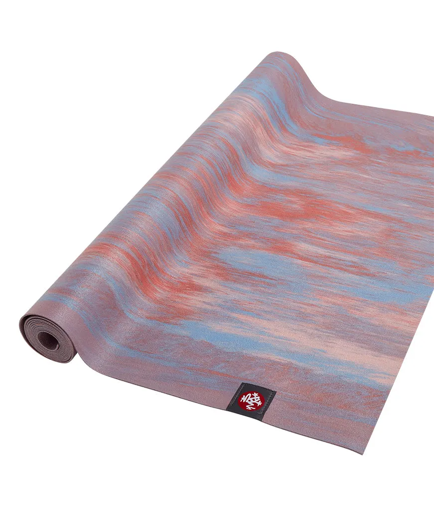 Manduka eKO® Superlite Travel Yoga Mat 1.5mm - Deep Coral Marbled