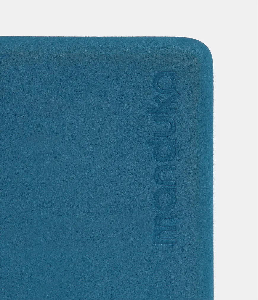 Manduka Recycled Foam Yoga Block (Limited Edition) - Maldive 3-Tone