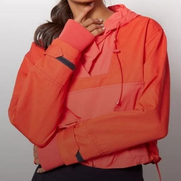 NEW Sweaty Betty Nomad Tulip Red Jacket Pullover Hood Lightweight Size XS