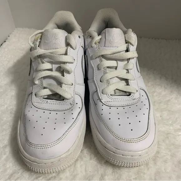 Nike Air Force 1 Low GS Triple White Shoes DH2920-111 Size‎ 6y