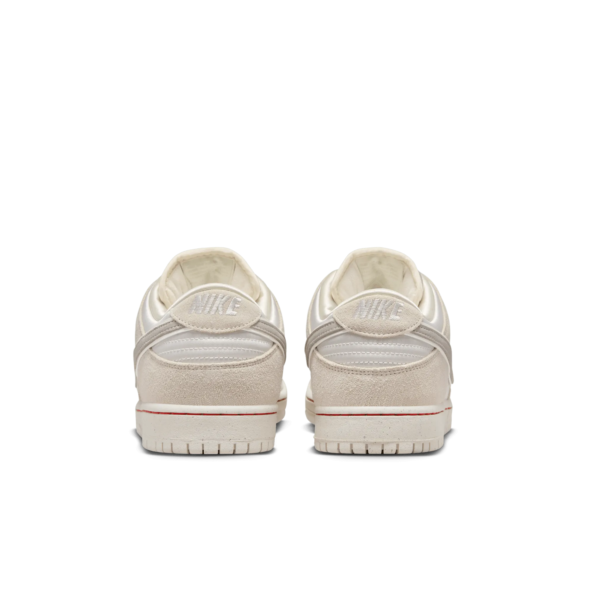 NIKE SB DUNK LOW PRM "CITY OF LOVE"