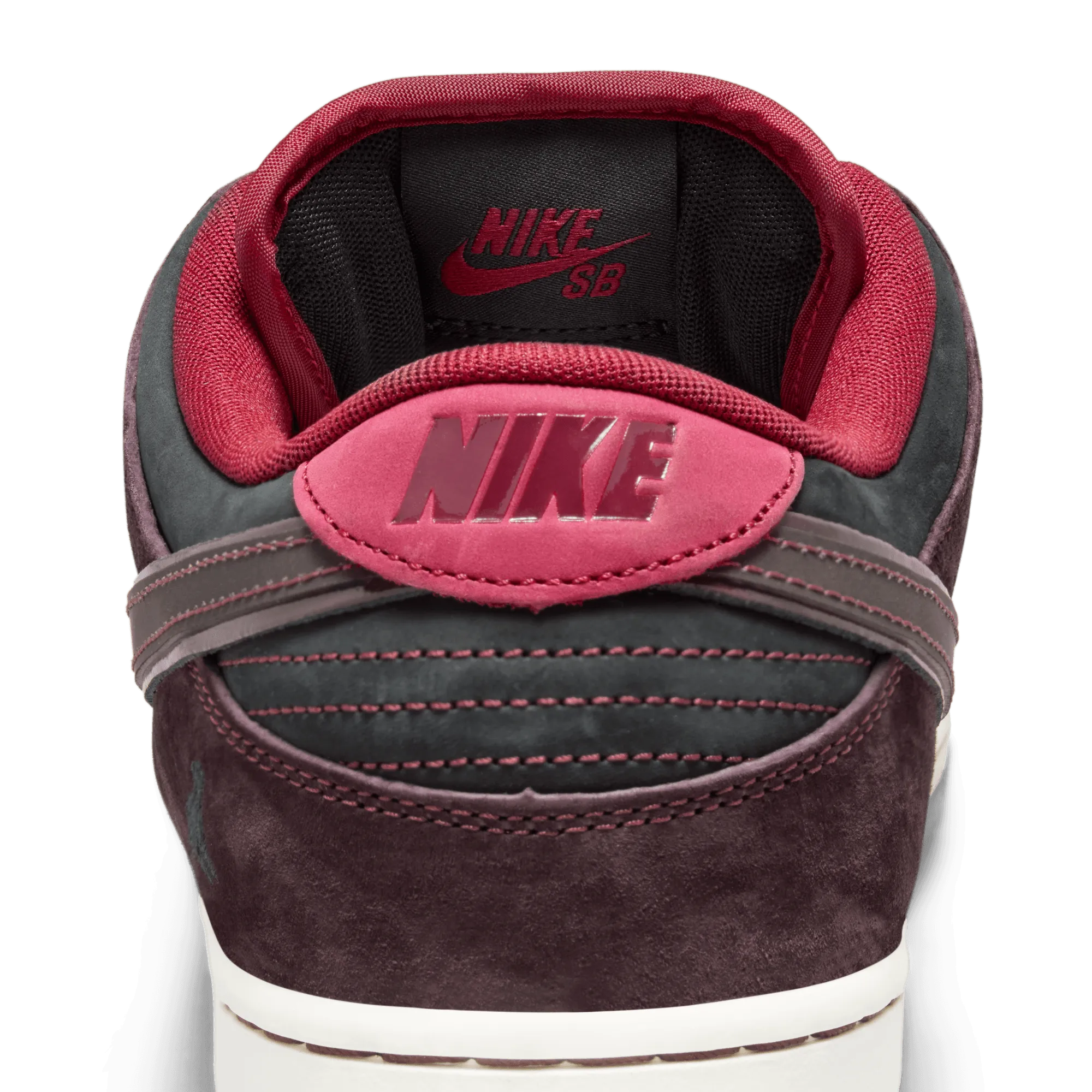 NIKE SB DUNK LOW PRO QS
