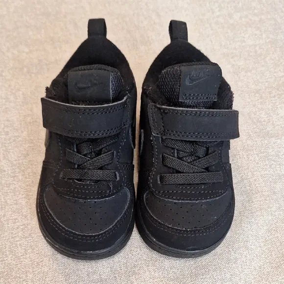 Nike shoes, size 5c