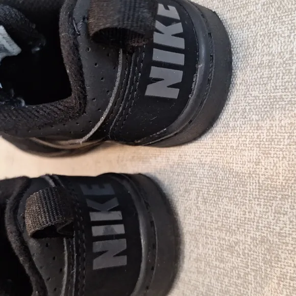 Nike shoes, size 5c