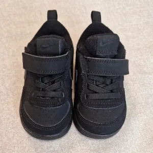 Nike shoes, size 5c