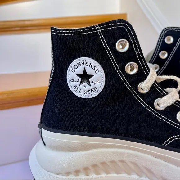 NWT Converse Run Star Legacy CX Hi Platform high top Chuck Taylor sneaker black