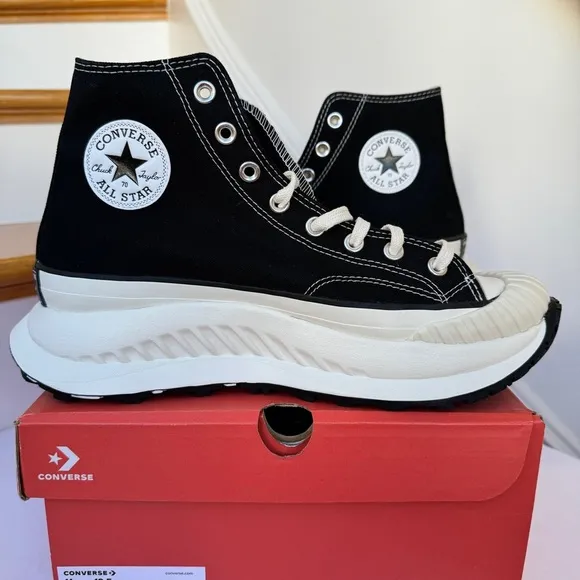 NWT Converse Run Star Legacy CX Hi Platform high top Chuck Taylor sneaker black