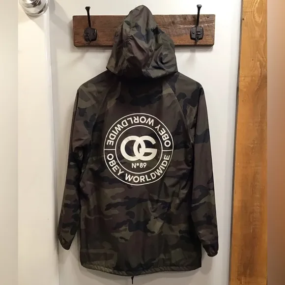 Obey Womens Camouflage Hooded Jacket Size XS Softshell Nylon Windbreaker Zip Up