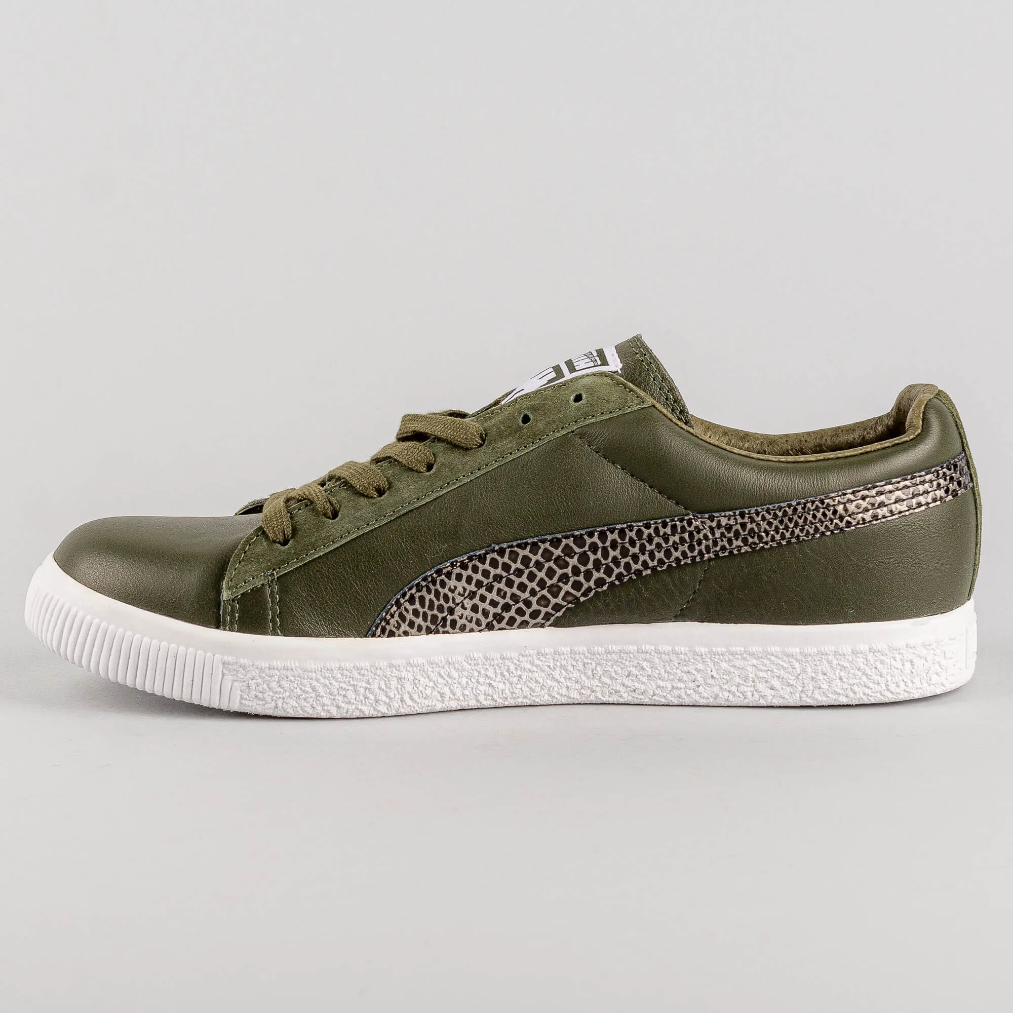 Puma clyde x undftd snakeskin
