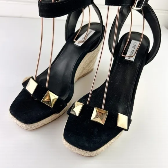 Steve Madden  Sunty Wedge Sandal womens size 10 Blank Ankle Strap Studs