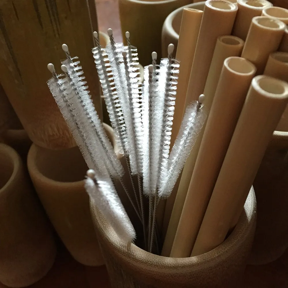 Straw cleaning brush