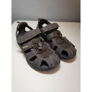 Teva Forebay River Sandal Men's Size 9.