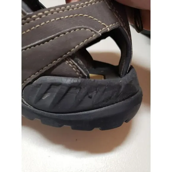 Teva Forebay River Sandal Men's Size 9.