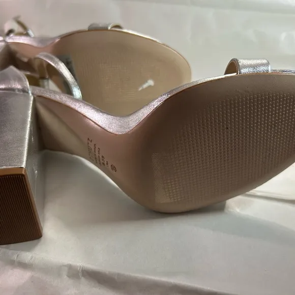The Cadey Sandal Silver Block Heel by SCHUTZ Size 9.5