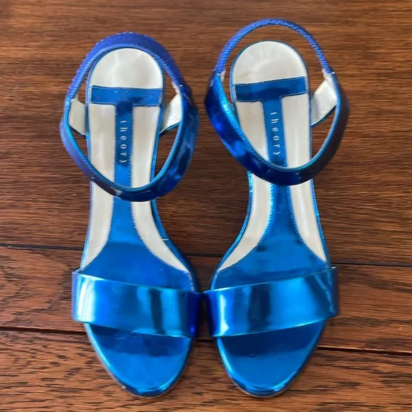 Theory Tella Electric metallic blue Heel Sandal 37 / 7 Y2K 80s leather