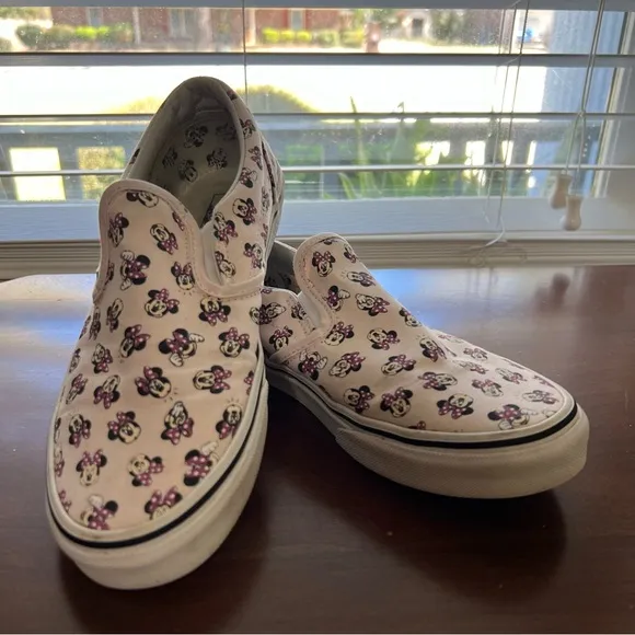 Vans Disney Minnie Mouse Kids 7 Pink Slip-On Shoes