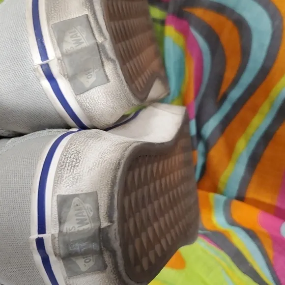 Vans Grey and White Board Shoes SZ 5