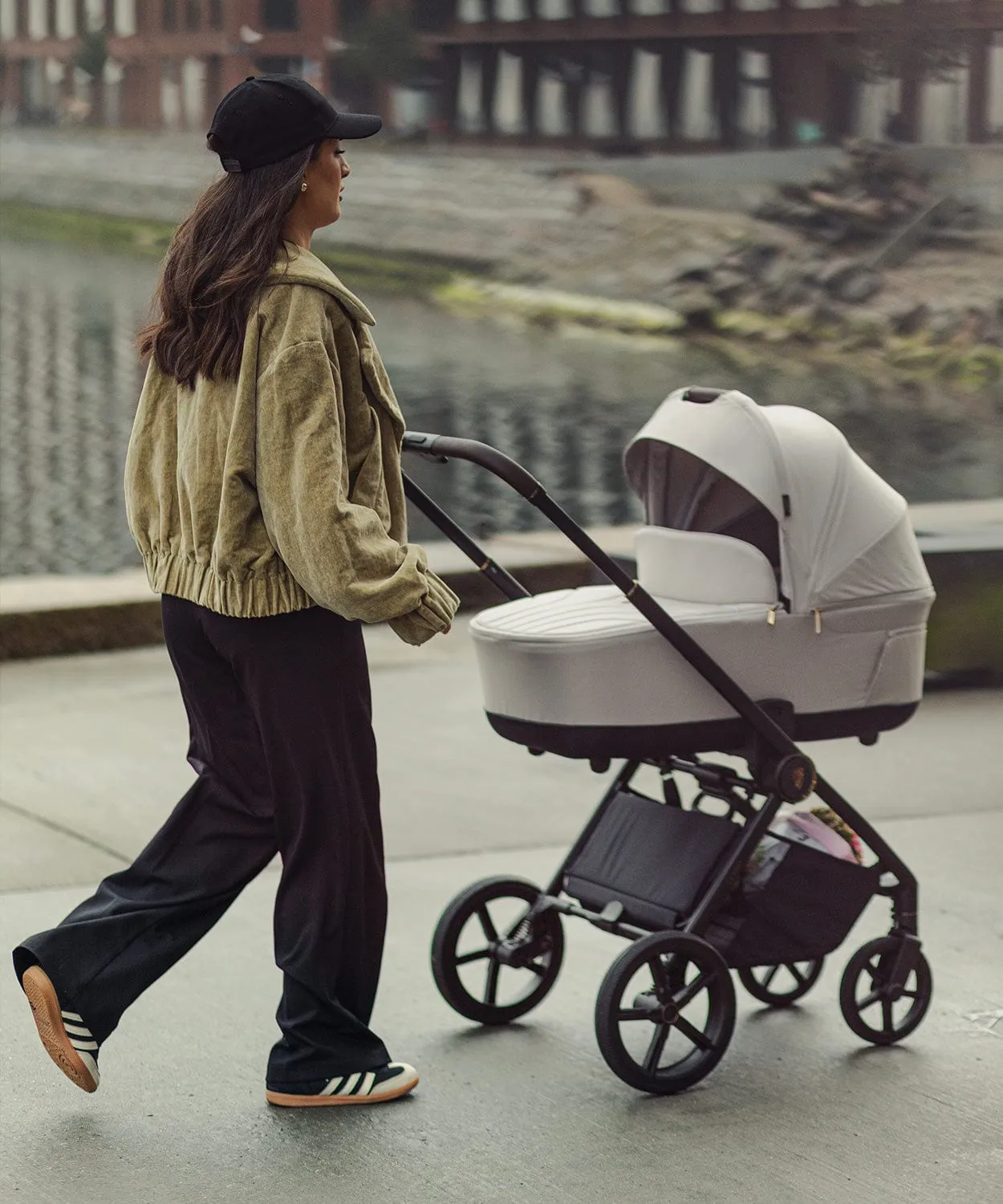 Venicci Claro 2in1 Pram & Pushchair - Vanilla