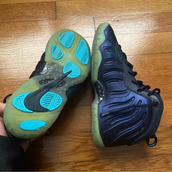 Womens Nike Air Foamposite One Obsidian Metallic Gold