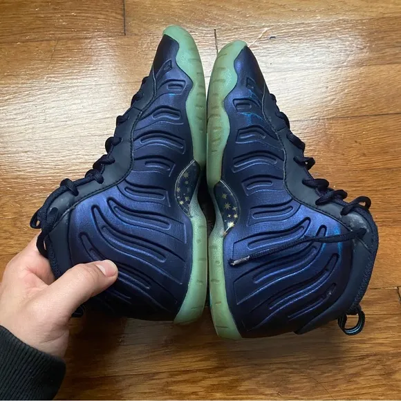 Womens Nike Air Foamposite One Obsidian Metallic Gold