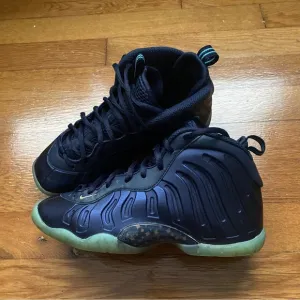 Womens Nike Air Foamposite One Obsidian Metallic Gold