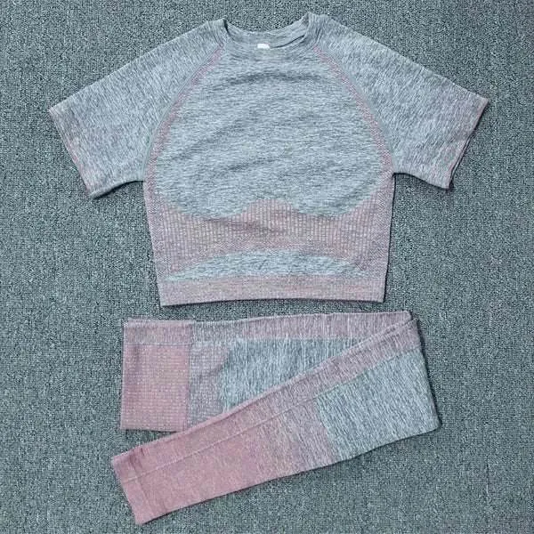 Women's Seamless Striped Gym Wear Shockproof Sports Bra Running T-shirt Fitness Shorts Fashion Elastic Tight Yoga Pants Set