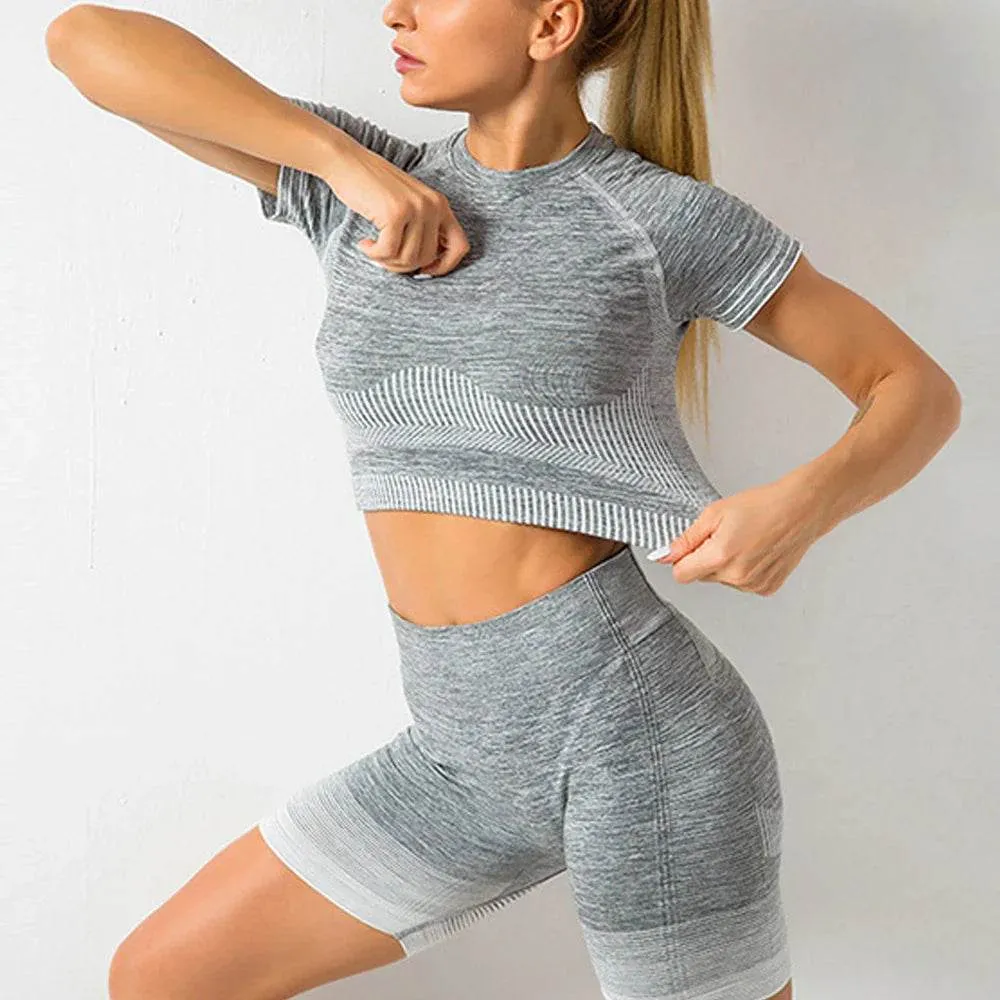 Women's Seamless Striped Gym Wear Shockproof Sports Bra Running T-shirt Fitness Shorts Fashion Elastic Tight Yoga Pants Set