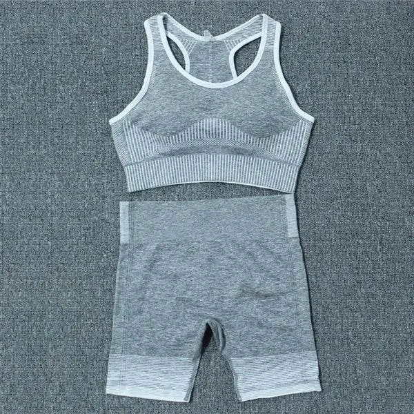Women's Seamless Striped Gym Wear Shockproof Sports Bra Running T-shirt Fitness Shorts Fashion Elastic Tight Yoga Pants Set