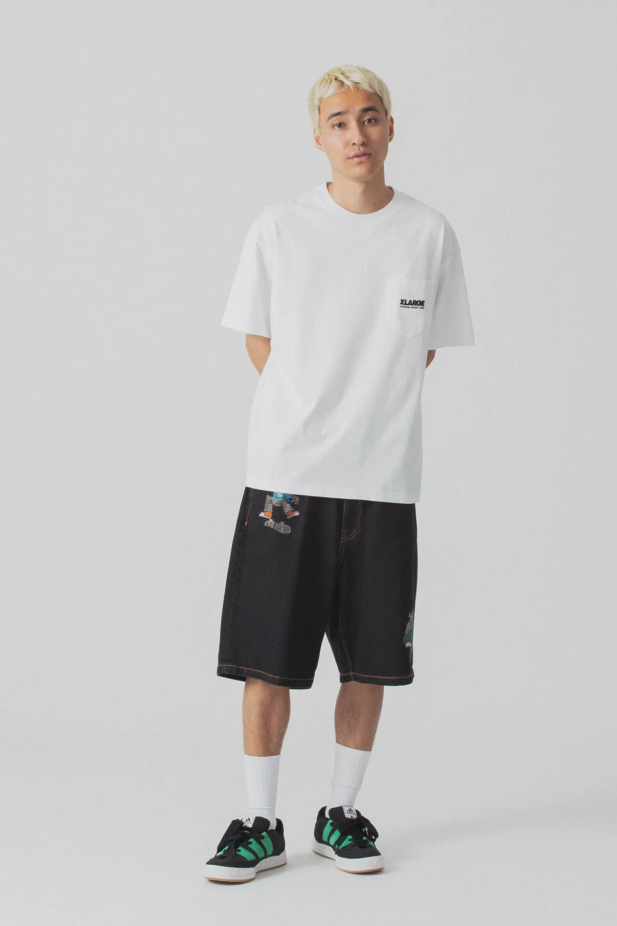XLARGE x CSC POCKET TEE - WHITE