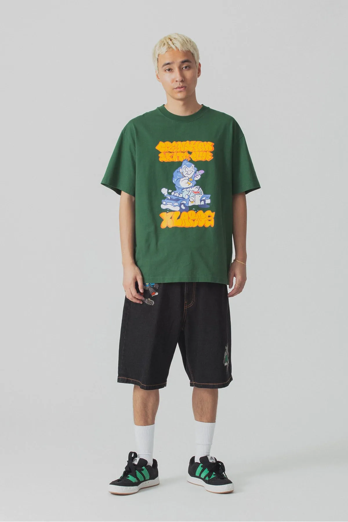 XLARGE x CSC VANDALISED POLICE CAR TEE - GREEN